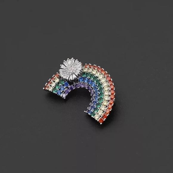 VQ Rainbow Brooch - Picture 4 of 8